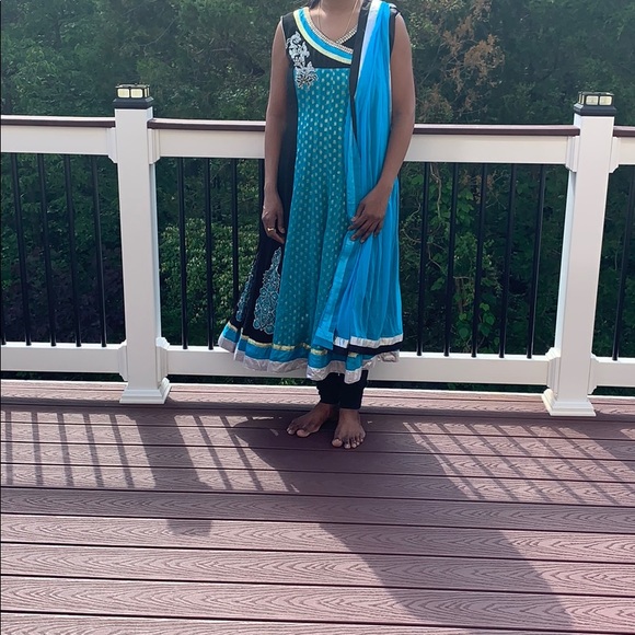 Meenal designer anarkali dress - Picture 2 of 5